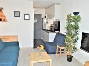 Appartement Appartement Cavalaire-sur-Mer, 1 pièce, 3 personnes - FR-1-226B-98 LE LEVANT- STUDIO AVENUE CHARLES DE GAULLE 83240 Cavalaire-sur-Mer Provence-Alpes-Côte d\'Azur