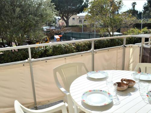 Appartement Cavalaire-sur-Mer, 1 pièce, 4 personnes - FR-1-226B-64