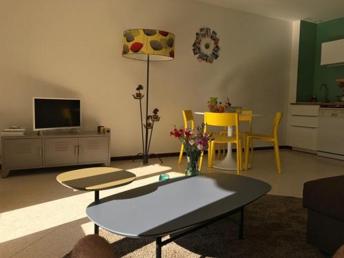 Appartement Cavalaire-sur-Mer, 2 pièces, 4 personnes - FR-1-100-180