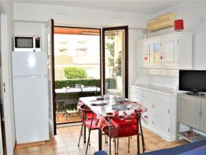 Appartement Cavalaire-sur-Mer, 2 pièces, 4 personnes - FR-1-226B-122