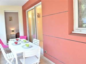 Appartement Appartement Cavalaire-sur-Mer, 2 pièces, 4 personnes - FR-1-226B-127 719 AVENUE MARECHAL LYAUTEY CAP SUD N°11 BATIMENT A 83240 Cavalaire-sur-Mer Provence-Alpes-Côte d\'Azur