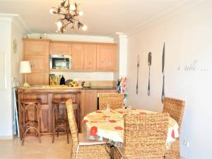 Appartement Cavalaire-sur-Mer, 2 pièces, 4 personnes - FR-1-226B-81
