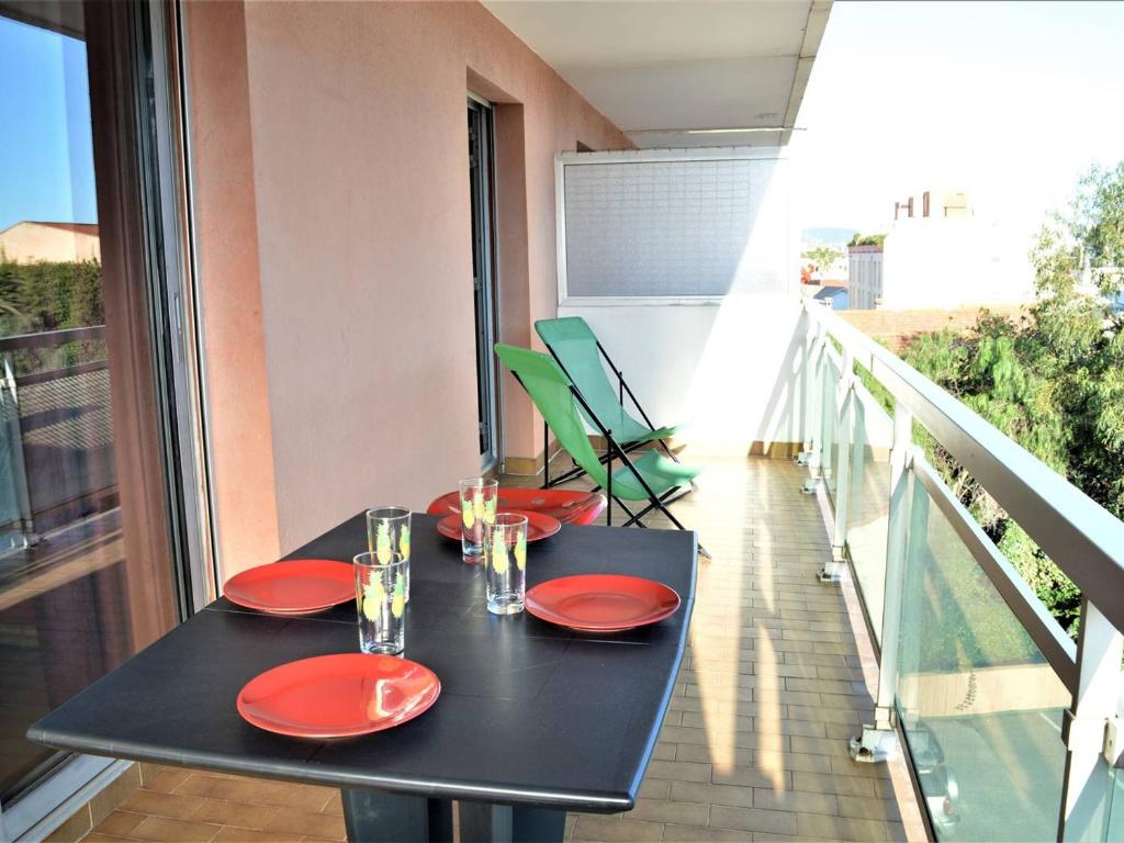 Appartement Appartement Cavalaire-sur-Mer, 2 pièces, 4 personnes - FR-1-226B-99 APPARTEMENT 301 - 3ème etage 309 AVENUE DES ALLIES 83240 Cavalaire-sur-Mer