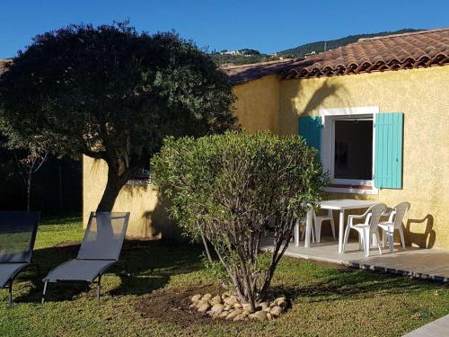 Appartement Cavalaire-sur-Mer, 3 pièces, 4 personnes - FR-1-100-249