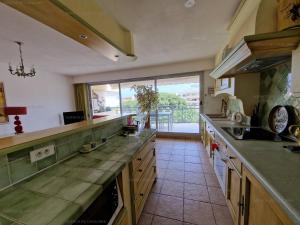 Appartement Cavalaire-sur-Mer, 3 pièces, 4 personnes - FR-1-100-272