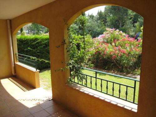 Appartement Cavalaire-sur-Mer, 3 pièces, 6 personnes - FR-1-100-205