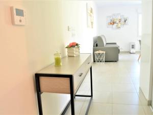 Appartement Appartement Cavalaire-sur-Mer, 3 pièces, 7 personnes - FR-1-226B-90 RESIDENCE EDEN RIVIERA - APPARTEMENT N°003 - RDC 428 RUE PIERRE RAMEIL 83240 Cavalaire-sur-Mer Provence-Alpes-Côte d\'Azur