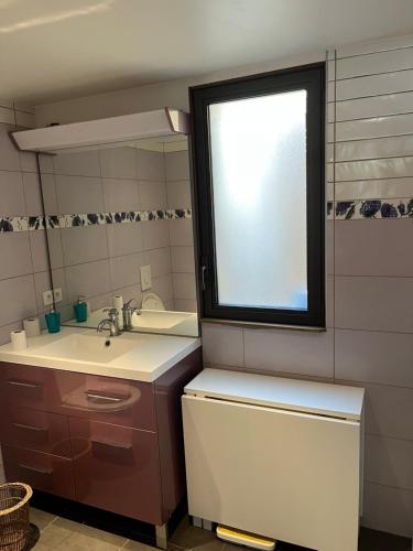 Appartement centre du village brides les bains