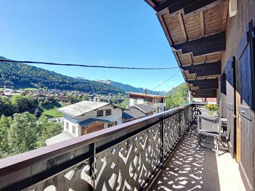 APPARTEMENT-CENTRE-MORZINE-VUE PISTES-8-9 pers-BOIS VENANTS