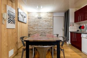 APPARTEMENT CENTRE VILLE PARKING COUVERT WIFI BALCON