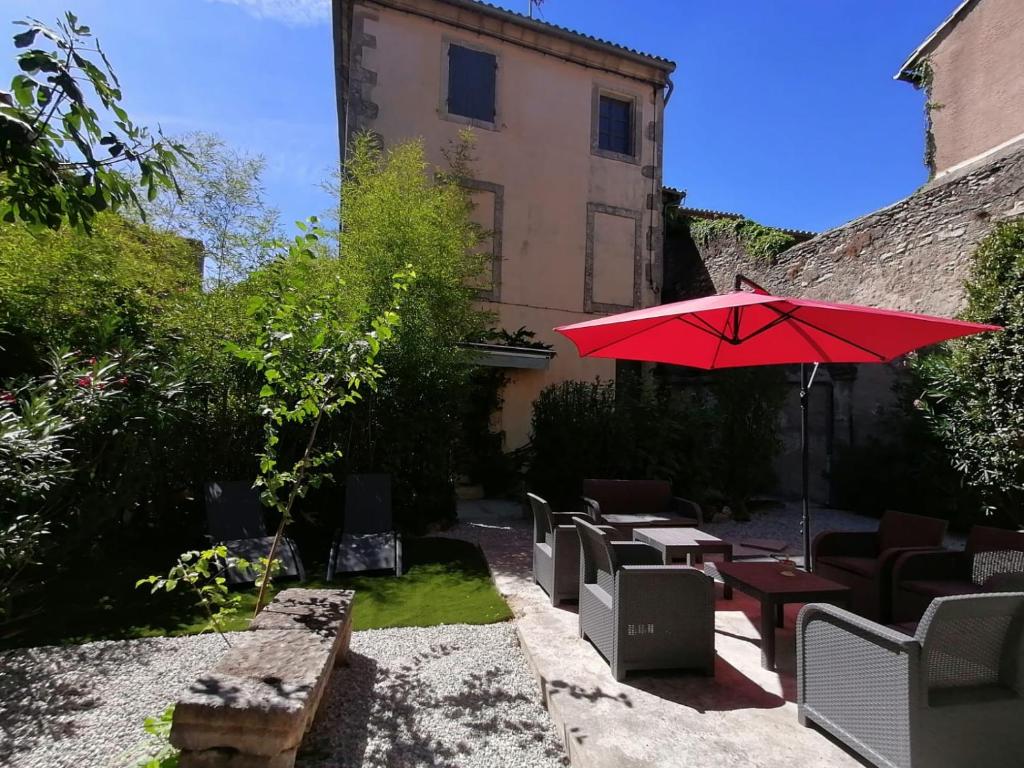 Appartement Appartement centre ville St Remy de Provence 2 -ème étage 28bis Boulevard Mirabeau 13210 Saint-Rémy-de-Provence