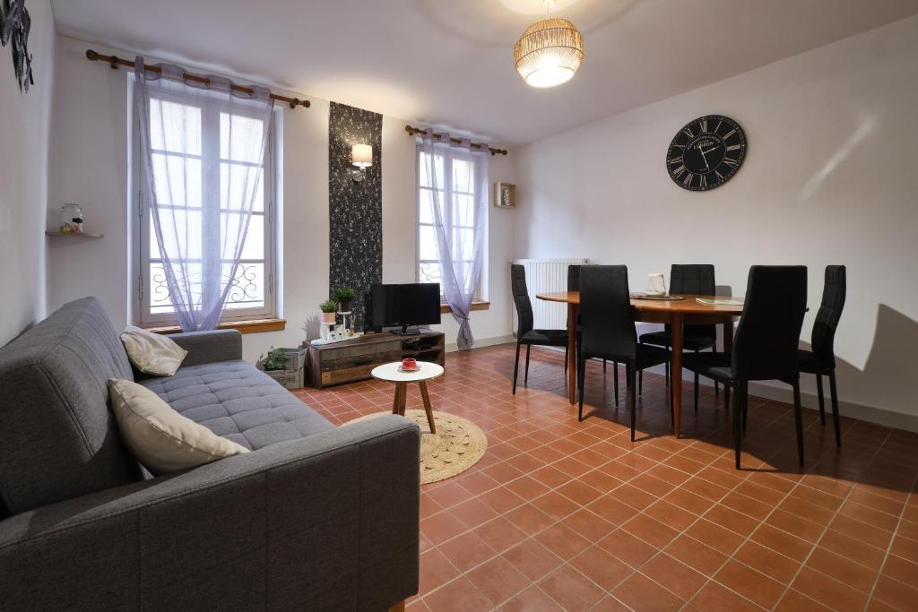 Appartement Appartement centre ville T3 12 Rue Jules Sauzède 11000 Carcassonne
