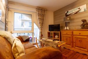 APPARTEMENT CENTRE VILLE WIFI PARKING DRAPS FOURNIS
