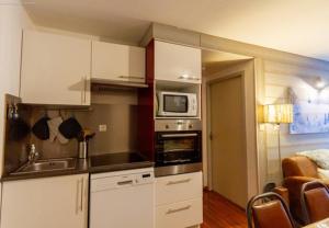 APPARTEMENT CENTRE VILLE WIFI PARKING DRAPS FOURNIS