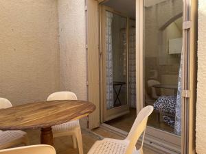 Appartement Cerbère, 1 pièce, 4 personnes - FR-1-225C-97