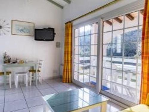 Appartement Céret, 2 pièces, 3 personnes - FR-1-703-105