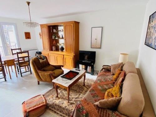 Appartement Céret, 3 pièces, 6 personnes - FR-1-703-37
