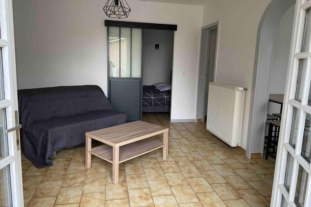 Appartement Appartement chaleureux au cœur d un village classé 73 Grand Rue 16320 Villebois-Lavalette
