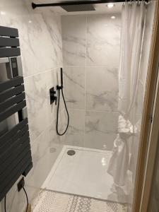 Appartement Chaleureux Proche Centre