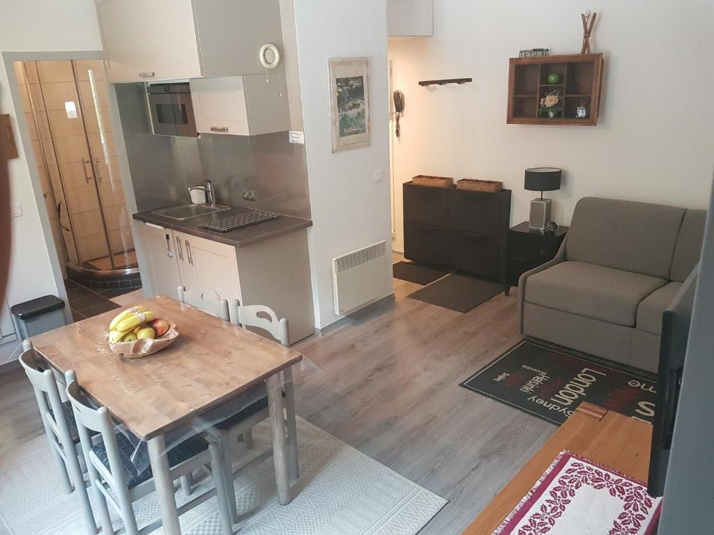 Appartement Appartement Chamonix-Mont-Blanc, 2 pièces, 4 personnes - FR-1-517-58 491 rue du Lyret Bat : E 74400 Chamonix-Mont-Blanc