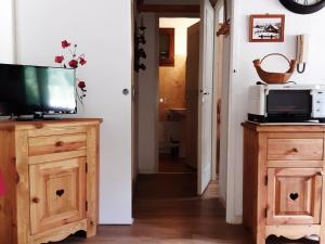 Appartement Appartement Chamonix-Mont-Blanc, 2 pièces, 4 personnes - FR-1-517-64 267 Chemin de Champraz Chalet Charpoua 74400 Chamonix-Mont-Blanc Rhône-Alpes