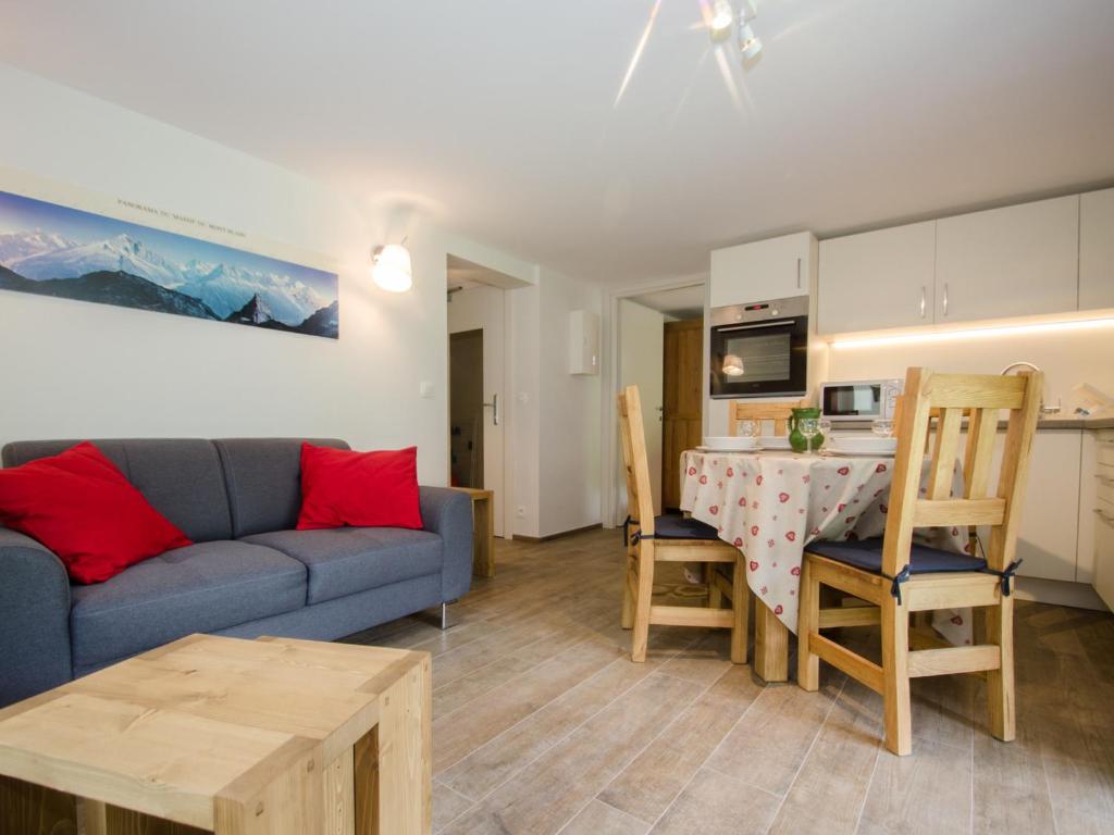 Appartement Appartement Chamonix-Mont-Blanc, 3 pièces, 4 personnes - FR-1-343-206 122, route des Moussoux 74400 Chamonix-Mont-Blanc