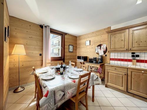 Appartement Chamonix-Mont-Blanc, 3 pièces, 6 personnes - FR-1-507-14