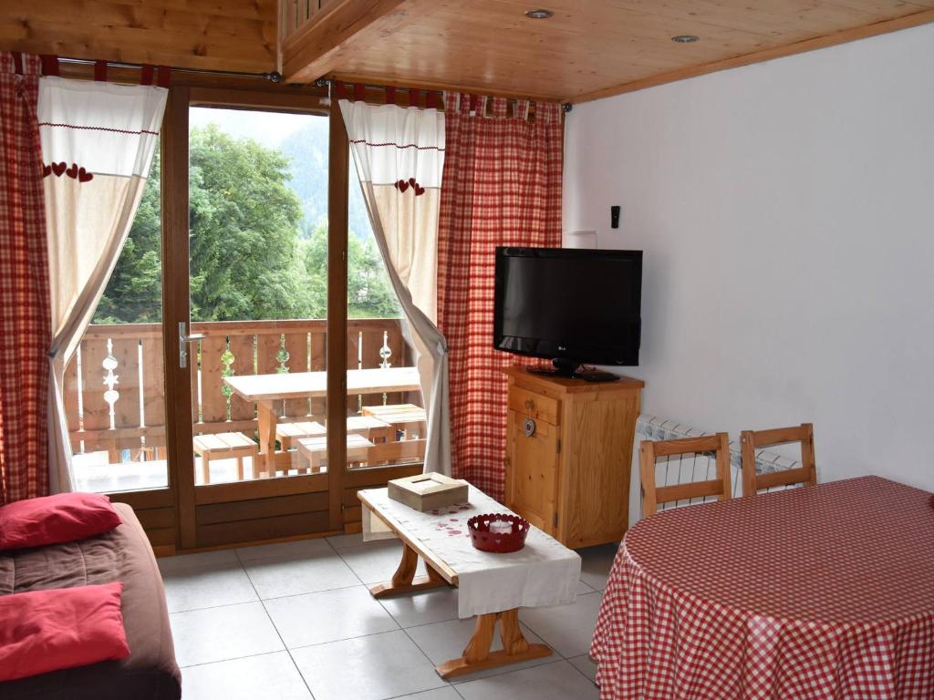 Appartement Champagny-en-Vanoise, 2 pièces, 4 personnes - FR-1-464-17 RÃ©sidence Flor'Alpes - La Roue -, 73350 Champagny-en-Vanoise