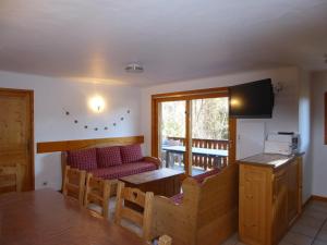 Appartement Champagny-en-Vanoise, 4 pièces, 8 personnes - FR-1-464-37