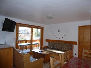 Appartement Appartement Champagny-en-Vanoise, 4 pièces, 8 personnes - FR-1-464-47 RÃ©sidence Cristal - La Roue - 73350 Champagny-en-Vanoise Rhône-Alpes