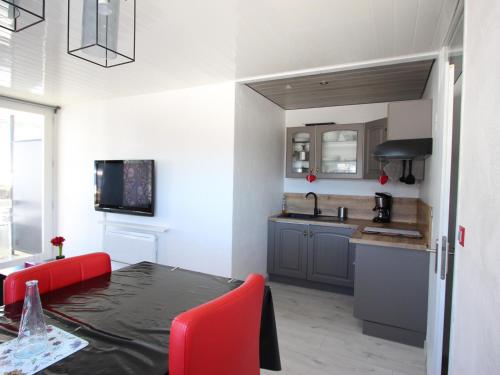 Appartement Chamrousse, 2 pièces, 4 personnes - FR-1-340-259