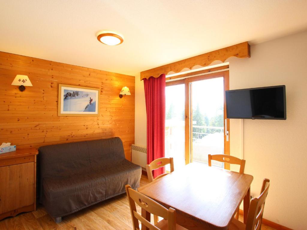 Appartement Chamrousse, 2 pièces, 4 personnes - FR-1-549-101 1184 Route de Bachat Bouloud, 38410 Chamrousse