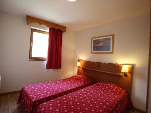 Appartement Chamrousse, 2 pièces, 4 personnes - FR-1-549-101