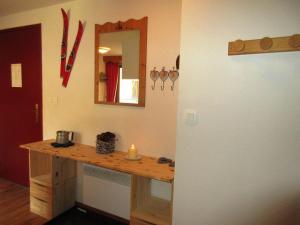 Appartement Chamrousse, 2 pièces, 4 personnes - FR-1-549-104