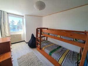 Appartement Chamrousse, 2 pièces, 5 personnes - FR-1-340-118