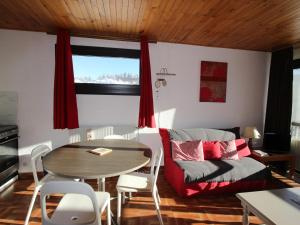 Appartement Chamrousse, 2 pièces, 5 personnes - FR-1-340-38