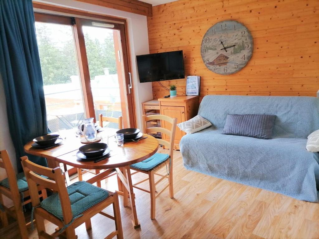 Appartement Appartement Chamrousse, 2 pièces, 5 personnes - FR-1-549-52 1380 Route de Bachat Bouloud 38410 Chamrousse