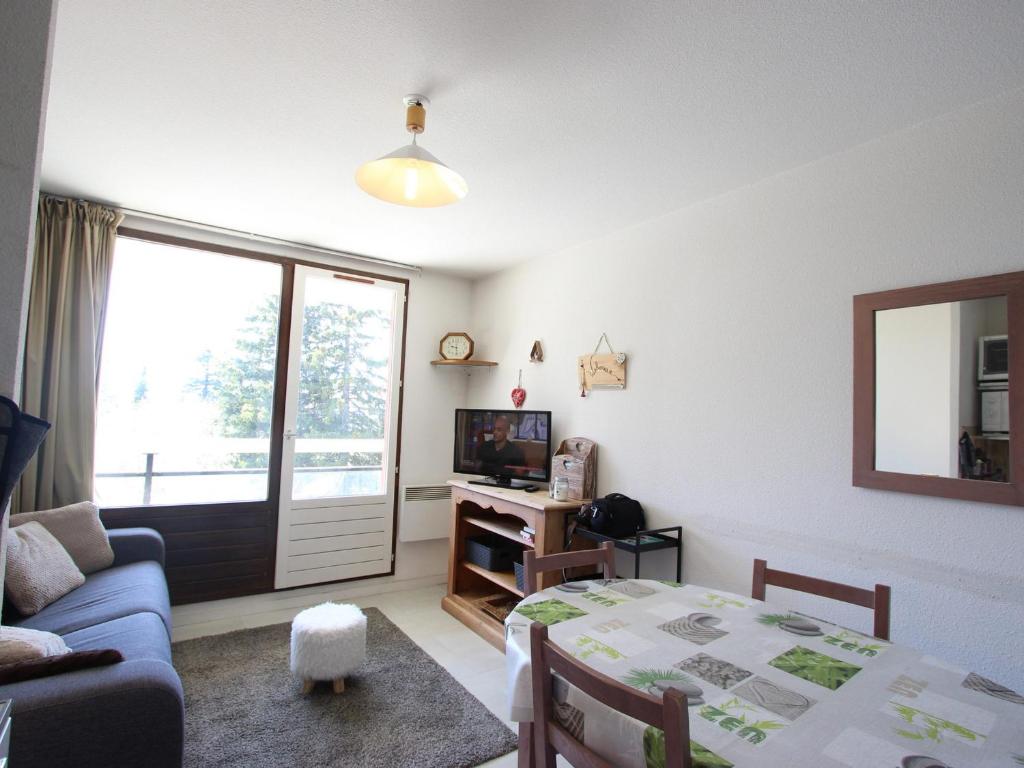 Appartement Chamrousse, 2 pièces, 5 personnes - FR-1-549-83 394 Rue des chardons bleus ROCHE BERANGER, 38410 Chamrousse