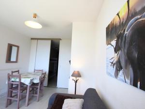 Appartement Chamrousse, 2 pièces, 5 personnes - FR-1-549-83