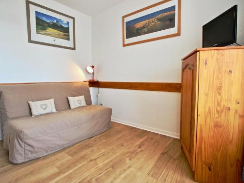 Appartement Chamrousse, 2 pièces, 6 personnes - FR-1-340-11