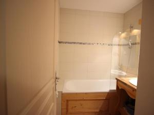 Appartement Chamrousse, 2 pièces, 6 personnes - FR-1-340-248