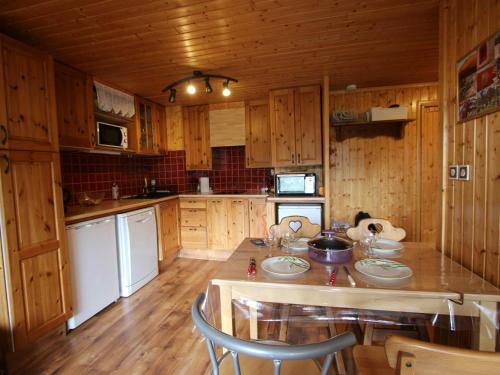 Appartement Chamrousse, 2 pièces, 6 personnes - FR-1-340-254