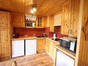 Appartement Chamrousse, 2 pièces, 6 personnes - FR-1-340-254