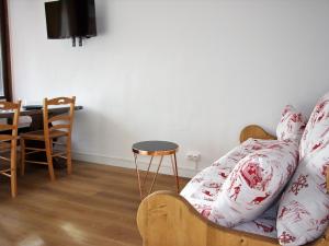 Appartement Chamrousse, 2 pièces, 6 personnes - FR-1-340-266