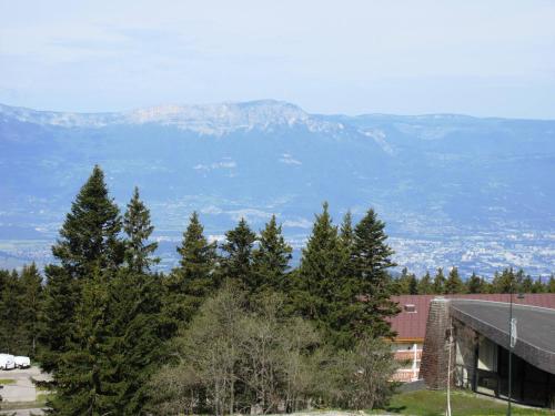 Appartement Chamrousse, 2 pièces, 6 personnes - FR-1-549-120