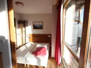 Appartement Chamrousse, 2 pièces, 6 personnes - FR-1-549-125