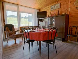 Appartement Appartement Chamrousse, 2 pièces, 6 personnes - FR-1-549-49 534 Avenue du Père Tassé ROCHE BERANGER 38410 Chamrousse Rhône-Alpes