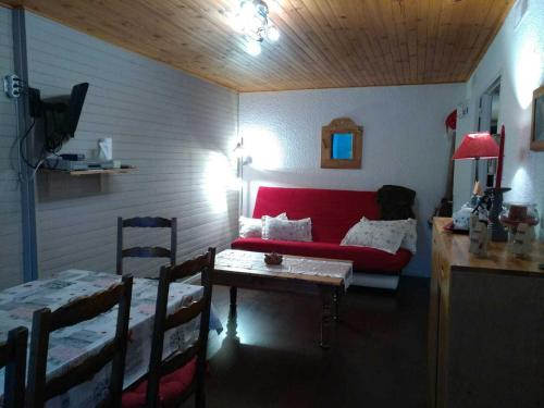 Appartement Chamrousse, 2 pièces, 6 personnes - FR-1-549-54