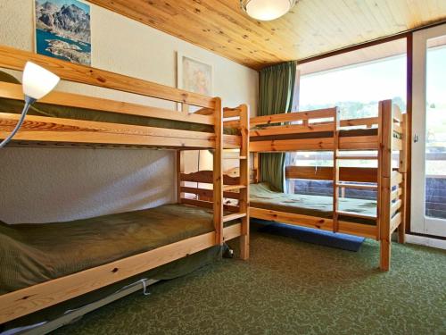 Appartement Chamrousse, 2 pièces, 6 personnes - FR-1-549-68