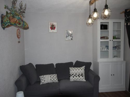 Appartement Chamrousse, 2 pièces, 6 personnes - FR-1-549-81